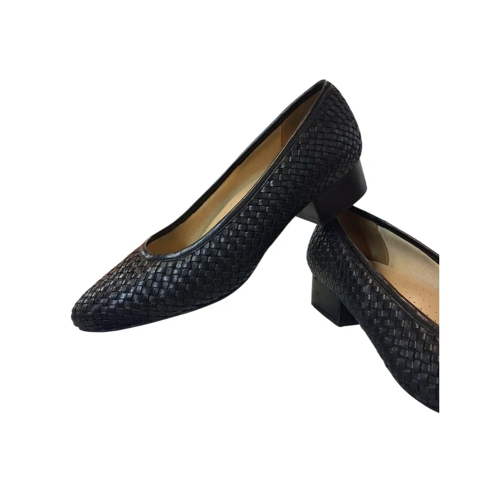 Trotters Woven Leather Womens size 10.5M Jade Career Office Casual Comfort Shoes